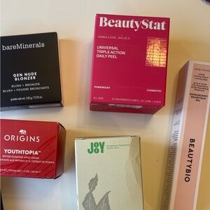 Makeup & Beauty (14-pc bundle)
